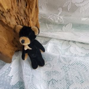 Cute tiny Boyds Bears Wuzzies